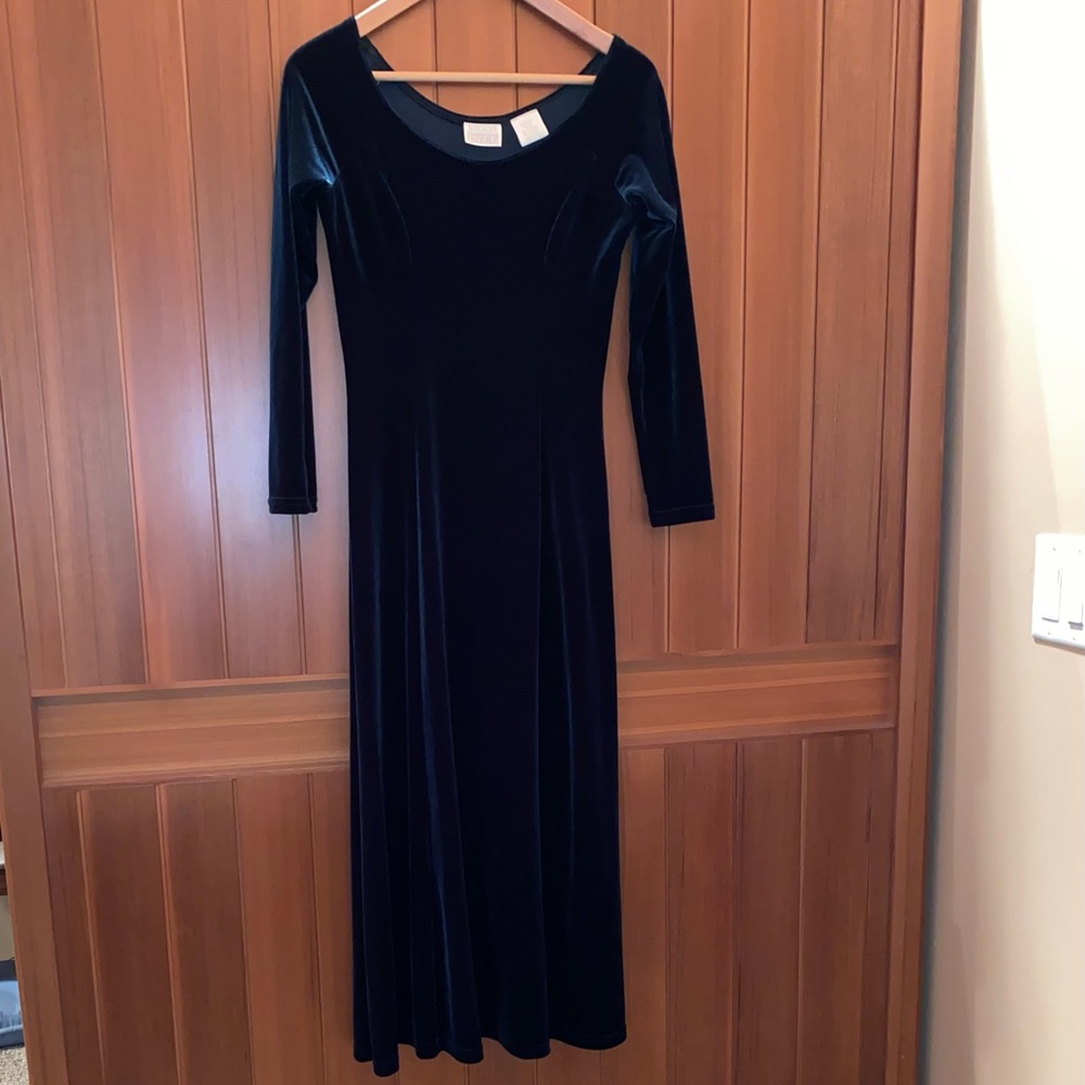 Vintage Moda Int’l velvet dress